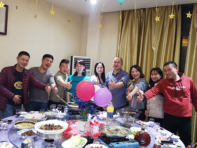 榮創(chuàng)服務(wù)團(tuán)隊(duì)展示(三) 榮創(chuàng)服務(wù)團(tuán)隊(duì)展示(三)